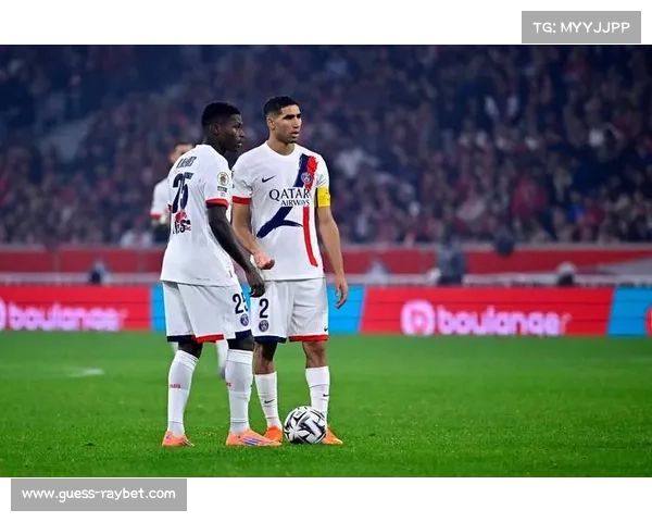 巴黎圣日耳曼前锋伤愈复出,为欧冠附加赛对阵摩纳哥增添进攻选择